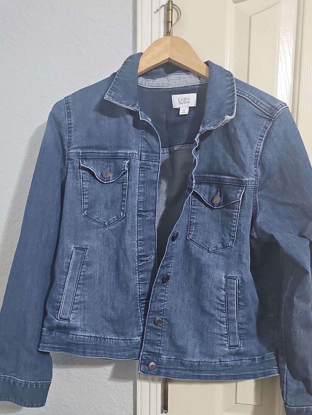 croft & barrow Denim Jacket in Medium Blue Wash